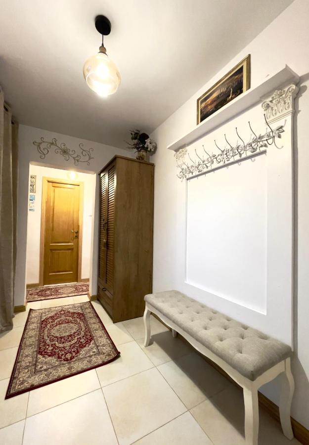 2_Traveler'S Retreat Apartment Brasov Exterior photo