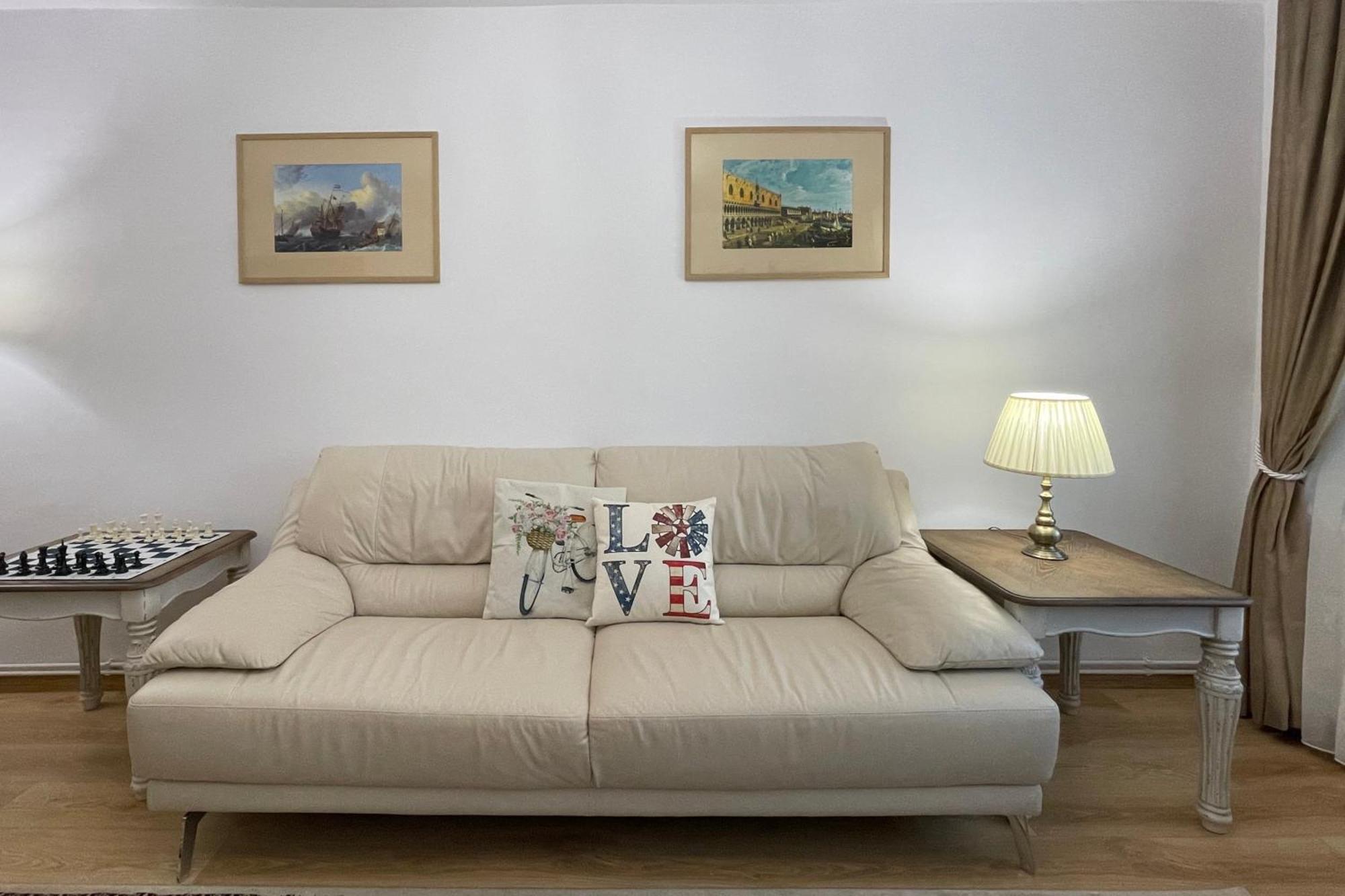 2_Traveler'S Retreat Apartment Brasov Exterior photo